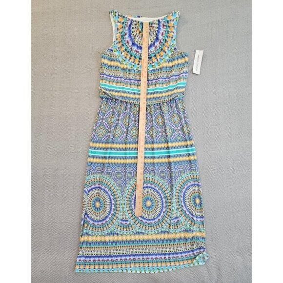 Maggy London Sleeveless Dress Size 12 Multicolor Floral Mandala Knee Length - Picture 9 of 10